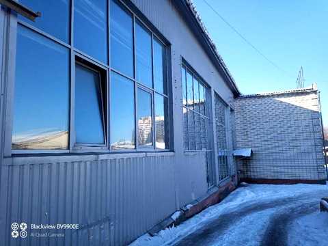 коммерческая по адресу Центральна, 1