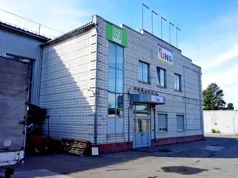 коммерческая по адресу Центральна, 1