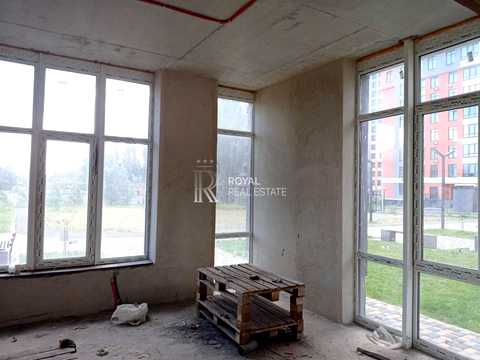 комерційна за адресою Миколи Гулака вул., 4