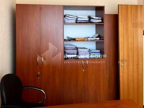 комерційна за адресою Романа Шухевича вул. (Курчатова), 123