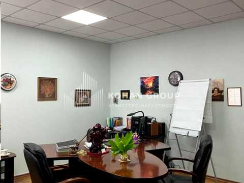 комерційна за адресою Романа Шухевича вул. (Курчатова), 123