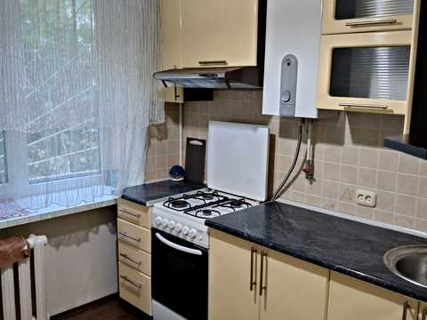 квартира за адресою Генерала Безручка вул., 2а