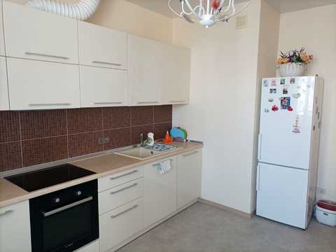квартира за адресою Середньофонтанська вул., 35