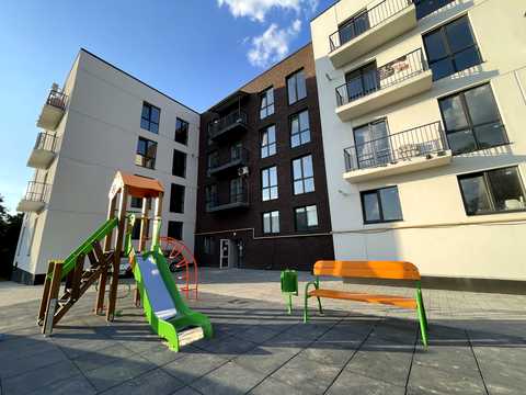 квартира за адресою Стадникової вул., (Будинок)