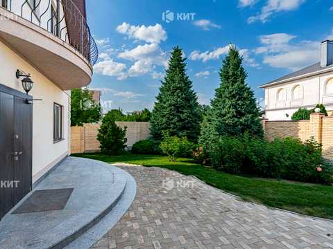 будинок за адресою Миколи Хвильового вул. (Маяковського)