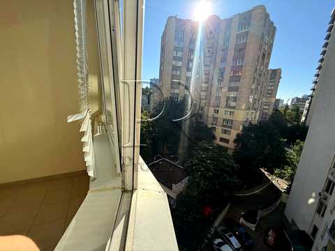 квартира за адресою Дмитрівська вул., 52-Б
