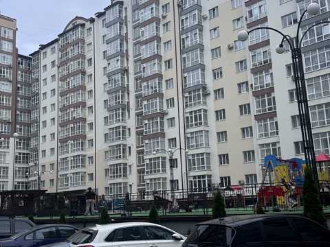 паркоместо по адресу Высочана ул., 18
