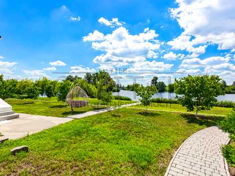 будинок за адресою с. Вишеньки, Бориспільський район
