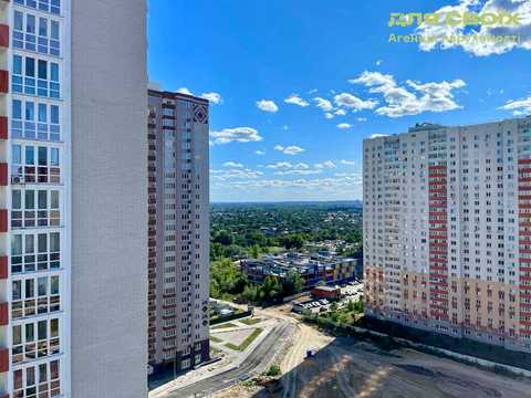 квартира за адресою Софії Русової вул., 5-Б