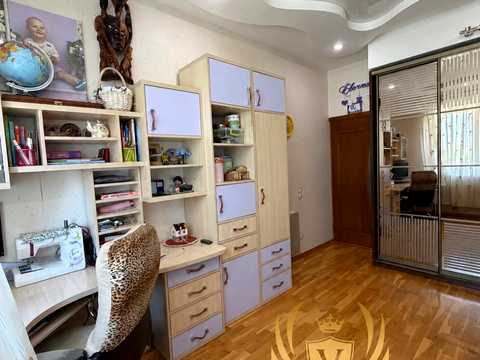 квартира за адресою Яблунева вул., 4