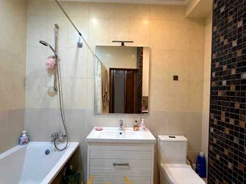 квартира за адресою Яблунева вул., 4