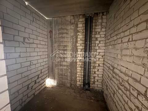 1875122272362889