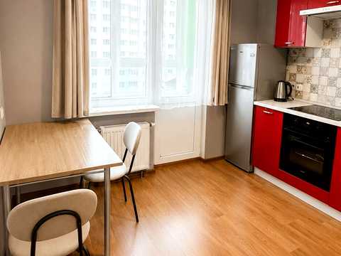 квартира за адресою Софії Русової вул., 7