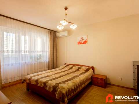 квартира за адресою Бориса Гмирі вул., 15