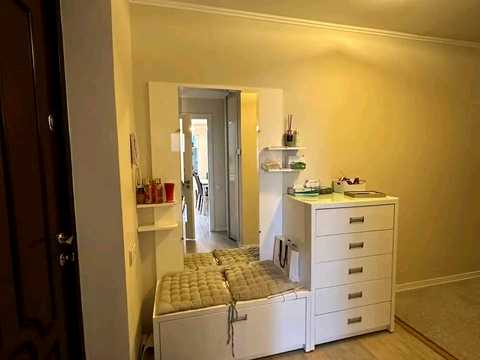 квартира за адресою Коновальця вул., 4