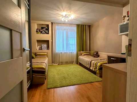 квартира за адресою Коновальця вул., 4