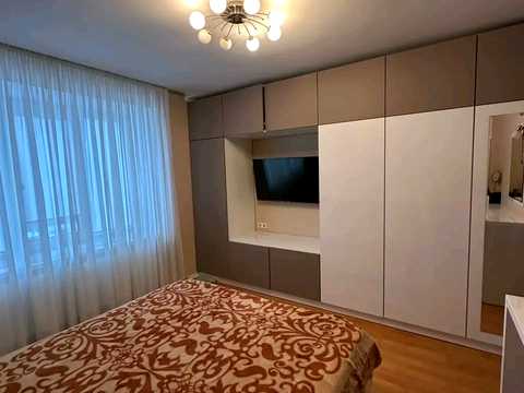 квартира за адресою Коновальця вул., 4