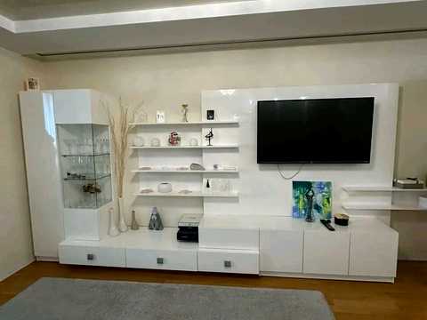 квартира за адресою Коновальця вул., 4