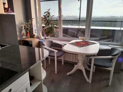 квартира по адресу Радистов ул., 34-Е