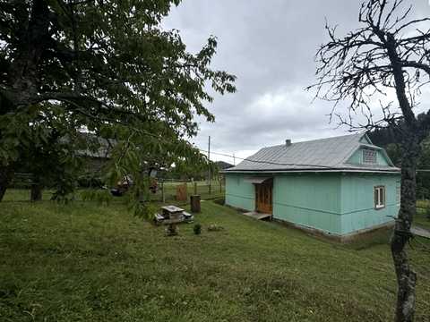 будинок за адресою с. Великий Рожин, Степана Бандери