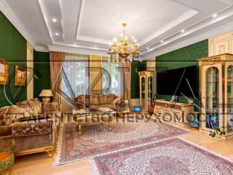 будинок за адресою Лютнева вул.