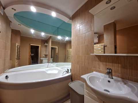 квартира за адресою Драгоманова вул., 3