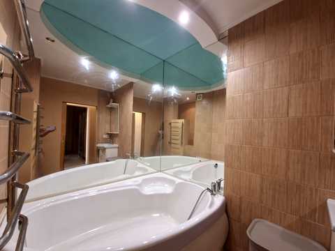 квартира за адресою Драгоманова вул., 3