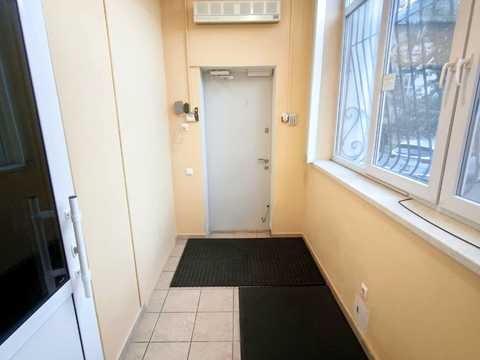 комерційна за адресою Михайла Бойчука вул. (Кіквідзе), 3