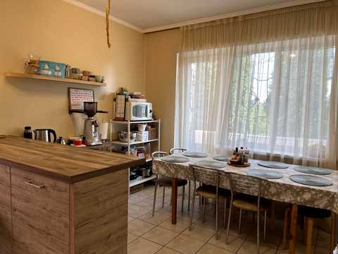 будинок за адресою с. Смиківці, Сонячна