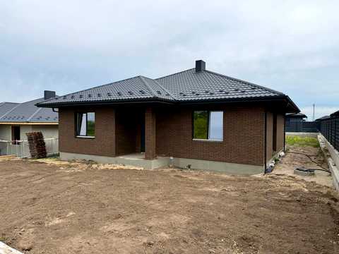 будинок за адресою с. Обарів, Паркова, 1