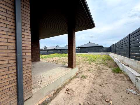 будинок за адресою с. Обарів, Паркова, 1