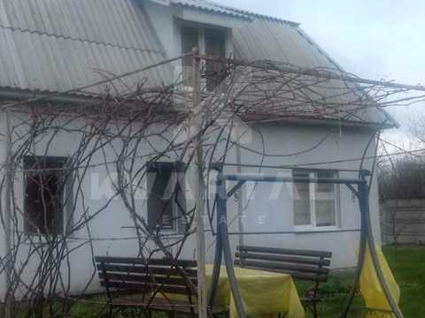 будинок за адресою Центральна, 105
