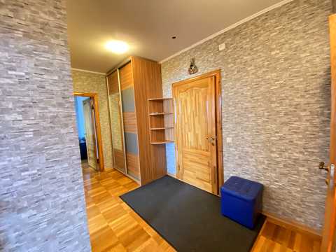 квартира за адресою Феодосійська вул., 1-А