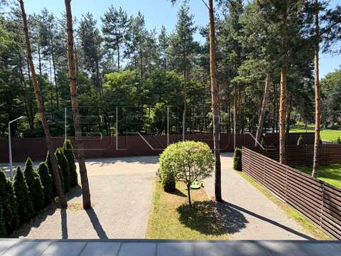 будинок за адресою Набережна вул.