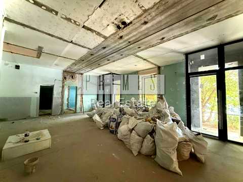 комерційна за адресою Свободи просп., 2