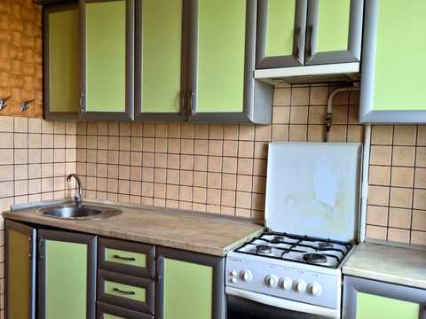 квартира за адресою Рівне, Кулика і Гудачека вул. (Макарова), 10