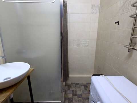 квартира за адресою Ревуцького вул., 44