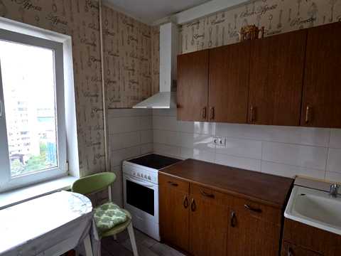 квартира за адресою Ревуцького вул., 44