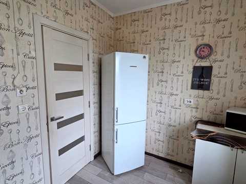 квартира за адресою Ревуцького вул., 44