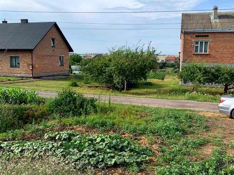 ділянка за адресою с. Великі Грибовичі, 
