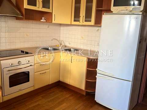 квартира за адресою Ревуцького вул., 5