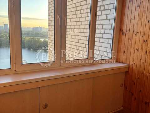 квартира за адресою Ревуцького вул., 5