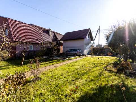 дом по адресу Шкільна ул., 55