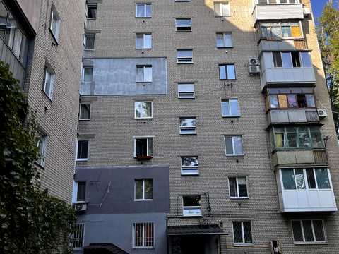 квартира за адресою Богдана Хмельницького просп. (Героїв Сталінграда), 8-Д