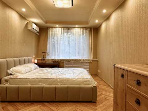 квартира по адресу Салютная ул., 10
