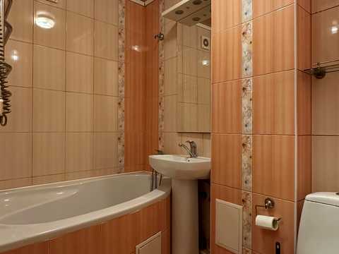 квартира по адресу Салютная ул., 10