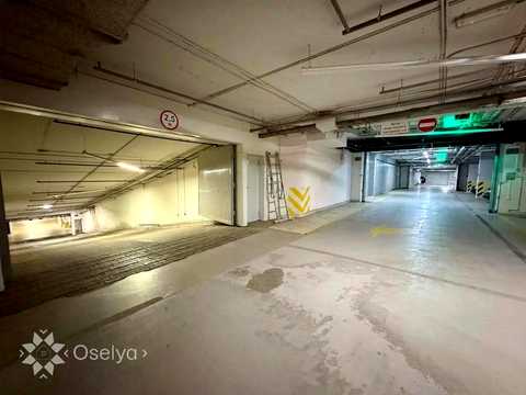 паркомісце за адресою Саперне Поле вул., 5