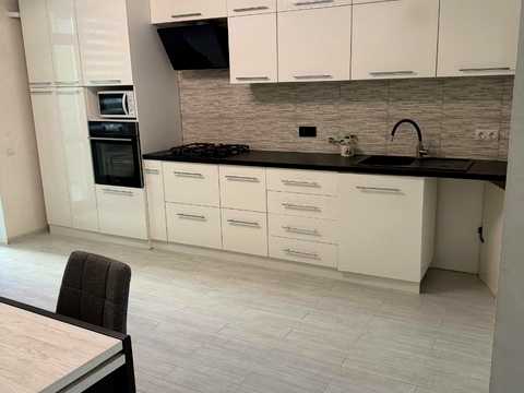 квартира по адресу Роксоланы ул., 43