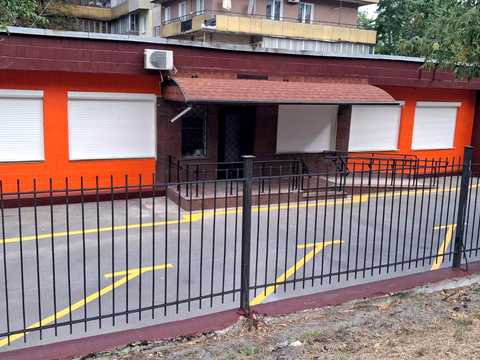 комерційна за адресою Тростянецька вул., 8-В
