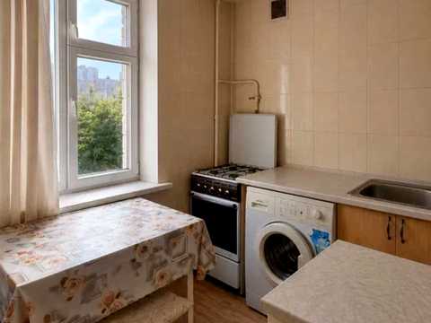 квартира за адресою Івана Їжакевича вул., 4